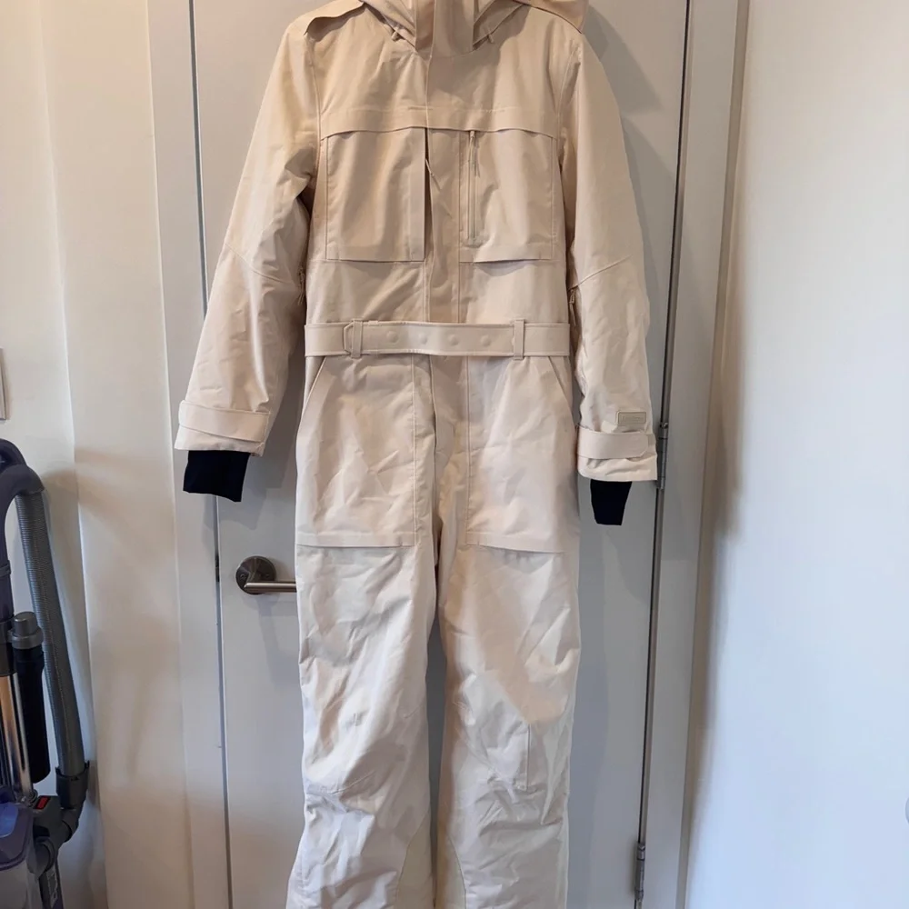 Halfdays Oat Milk Off White Murphy Ski One Piece Jumpsuit size Medium Short - Picture 8 of 14